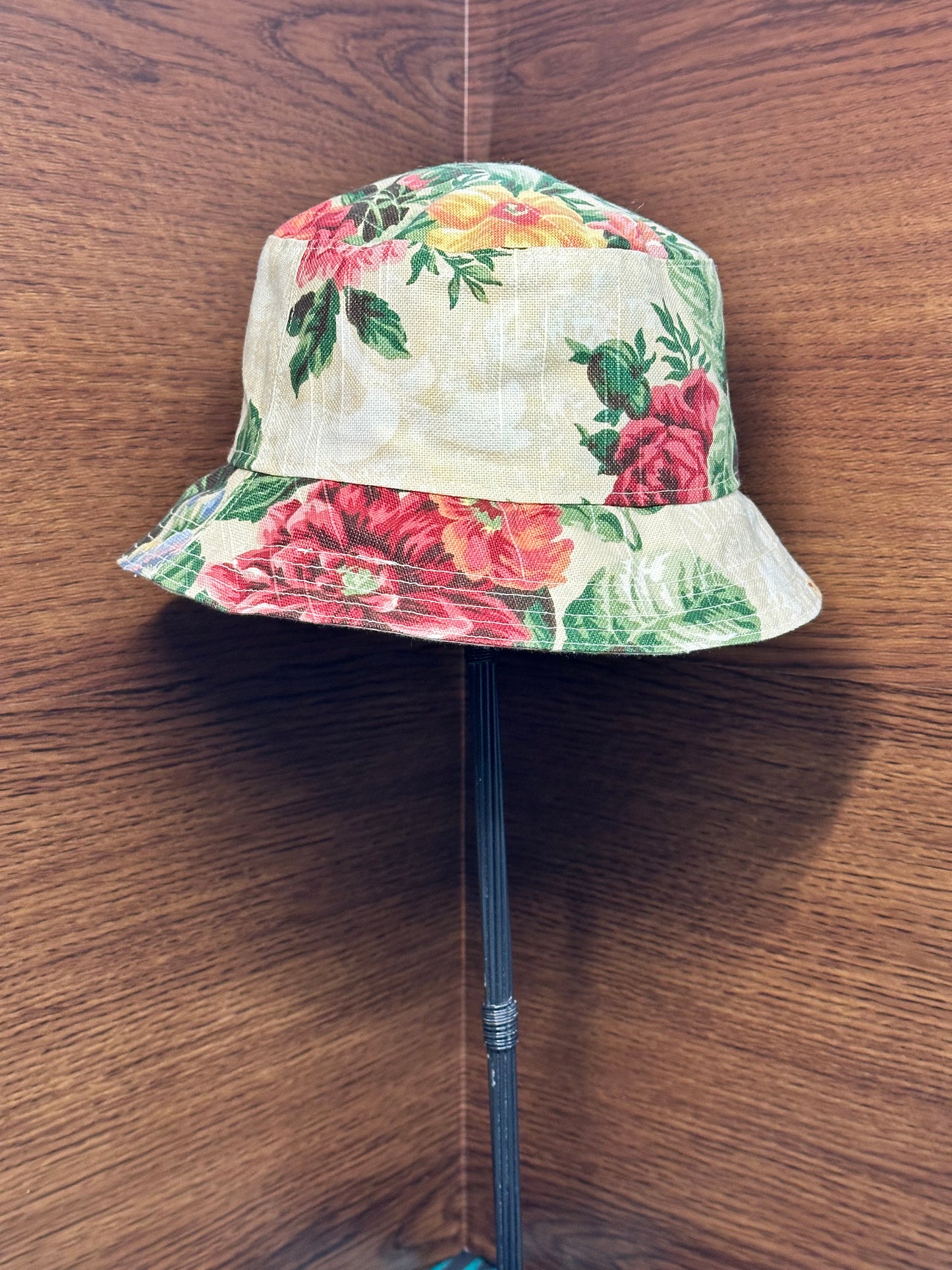 Bucket Hat Medium Cream Vintage Floral Handmade