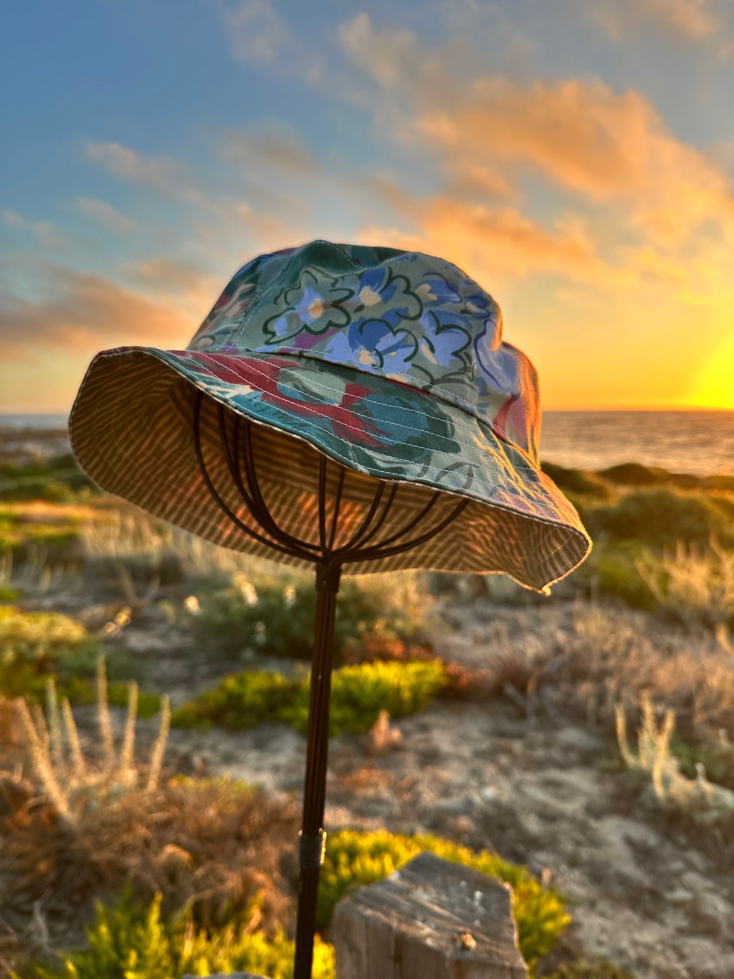 Bucket Hat Watercolor Floral Large