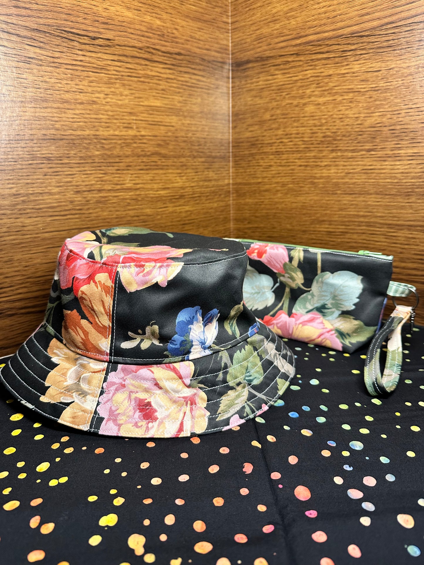Bucket Hat & Soft Clutch Black Floral Large