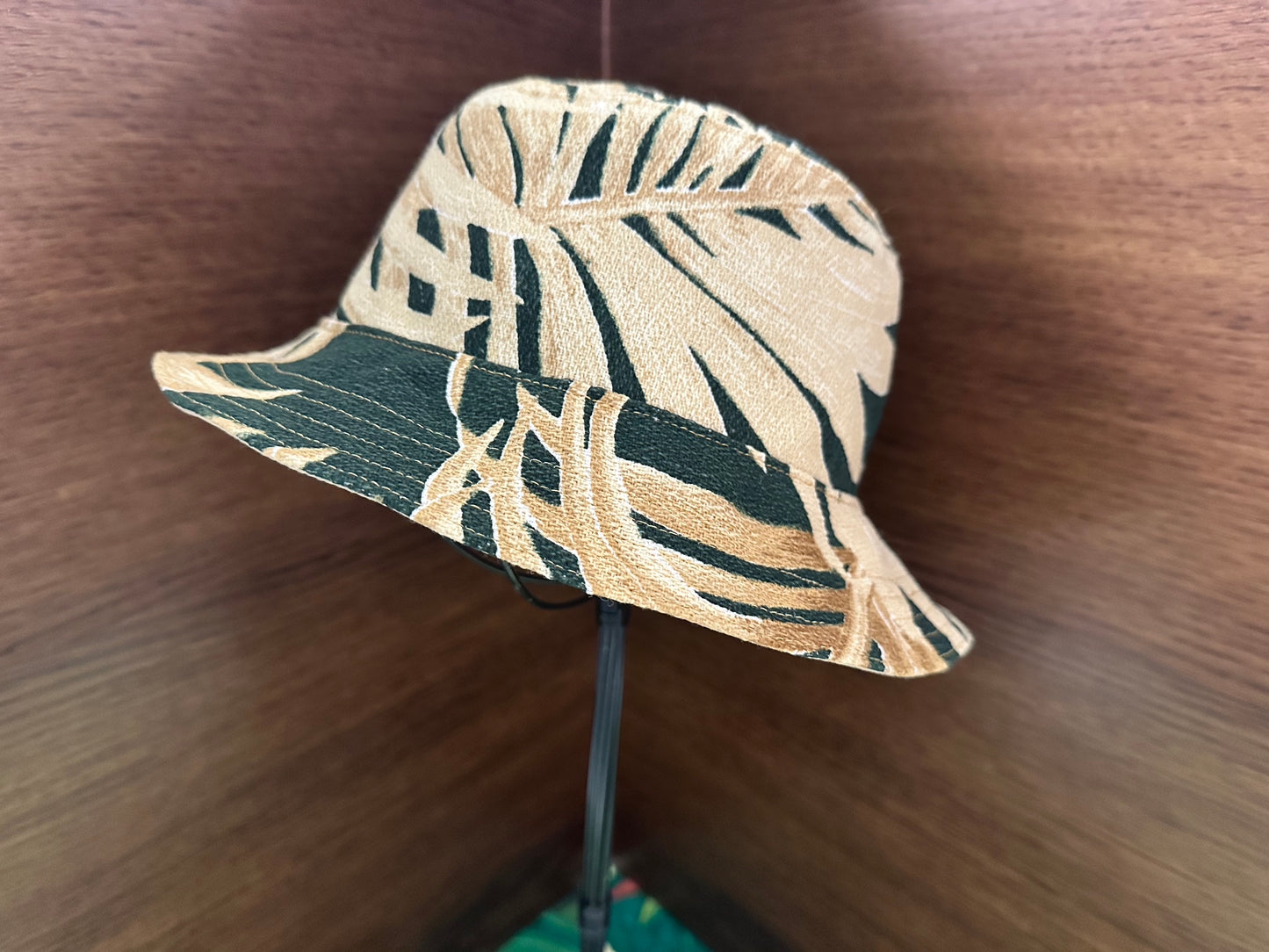 Bucket Hat Forest Green Leaves Large