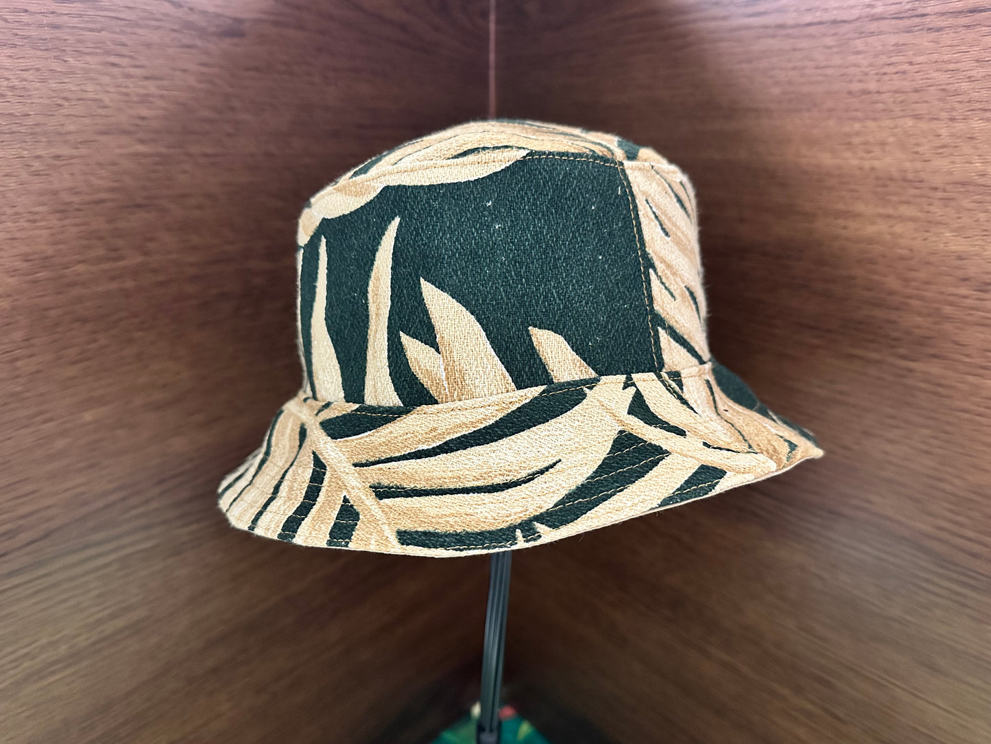 Bucket Hat Forest Green Leaves Large